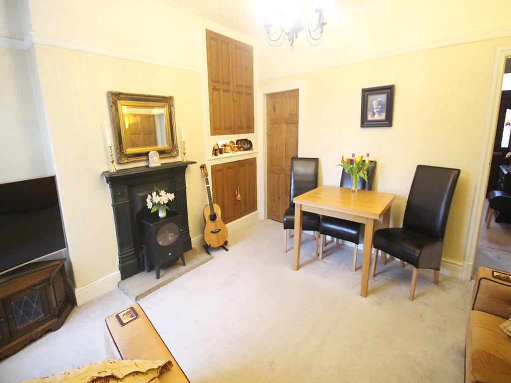 3 bedroom end terrace house For Sale in Barnoldswick - IMG_2108.jpg